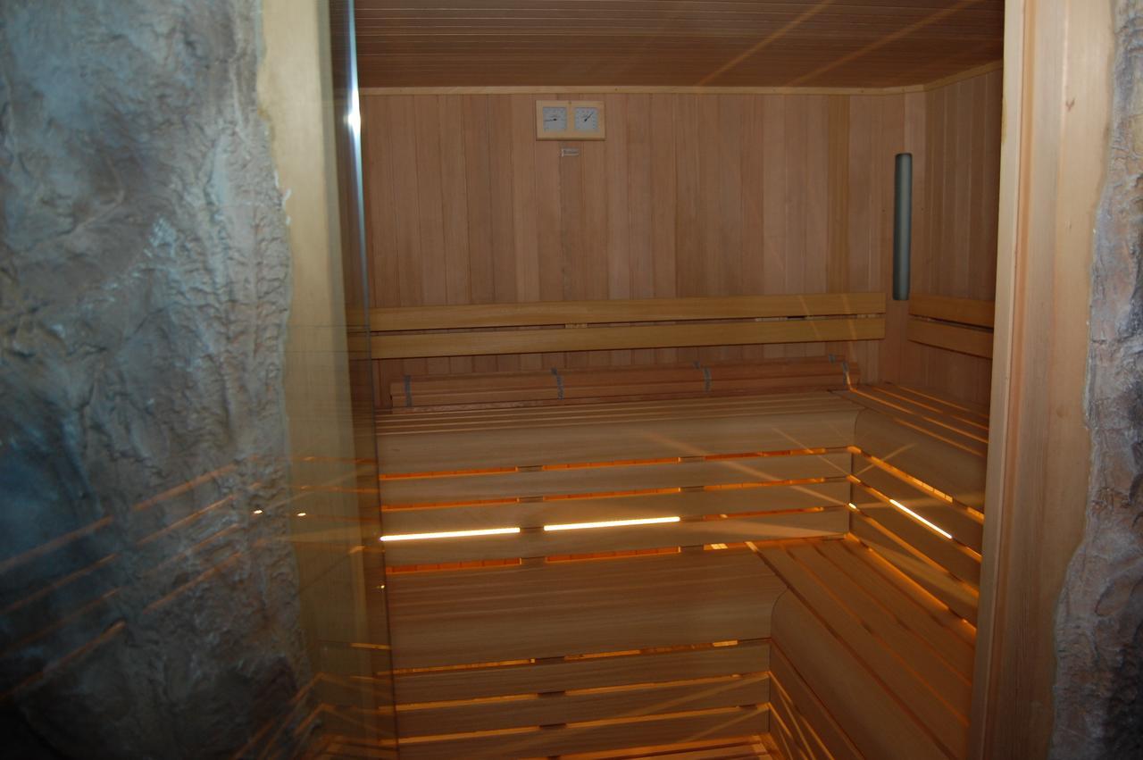 National Park Hotel & Spa Cotronei Buitenkant foto